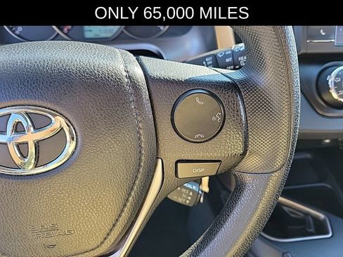 Used 2016 Toyota RAV4 LE FWD image 21