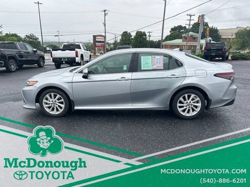 Used 2024 Toyota Camry LE FWD image 3
