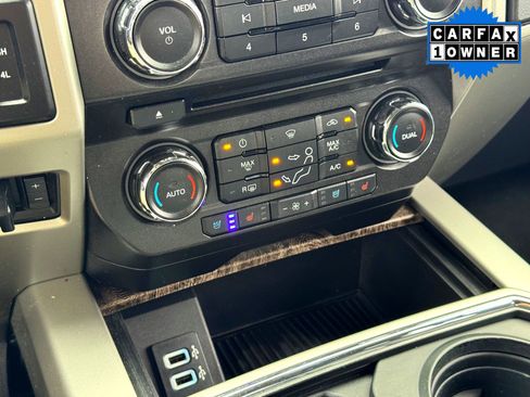 Used 2017 Ford F350 Lariat w/ Chrome Package image 26