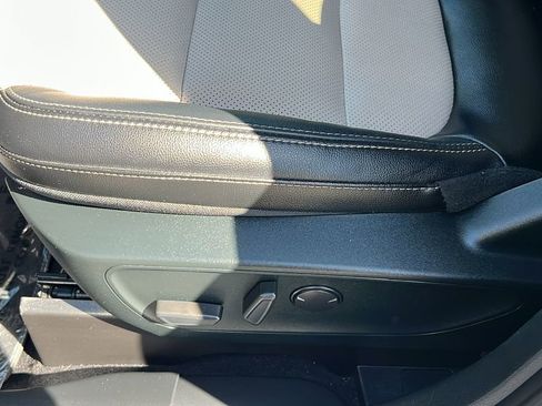 Certified 2022 Ford Escape Titanium w/ Titanium Premium Package image 18