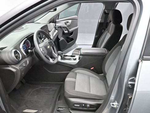 Used 2024 Chevrolet Blazer LT w/ Convenience Package FWD image 12