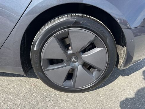 Used 2021 Tesla Model 3 Long Range image 34