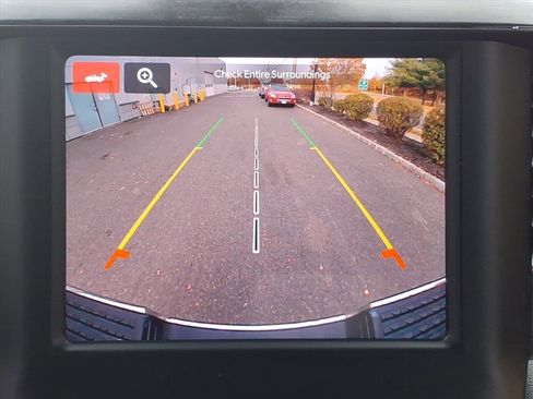 Used 2024 RAM 2500 Big Horn w/ Bed Utility Group image 9