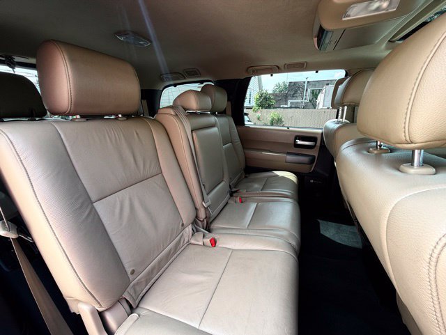 Used 2016 Toyota Sequoia Limited w/ Safety & Convenience Package AWD/4WD image 23