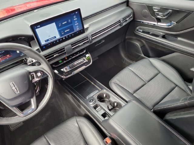 Used 2023 Lincoln Corsair AWD w/ Equipment Group 101A image 27