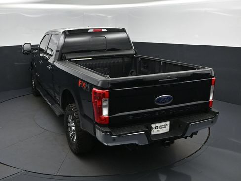Used 2019 Ford F250 Lariat w/ Lariat Ultimate Package AWD/4WD image 33