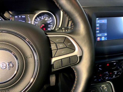 Used 2019 Jeep Compass Latitude w/ Cold Weather Group image 28