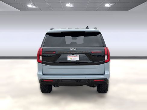 Used 2025 Ford Expedition Tremor AWD/4WD image 10