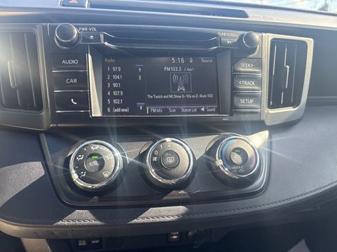 Used 2017 Toyota RAV4 LE w/ Carpet Mat Package FWD image 18