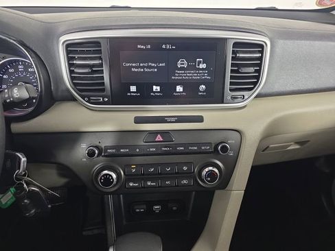 Used 2022 Kia Sportage LX FWD image 22