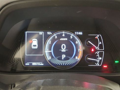 Used 2021 Lexus UX 200 w/ Accessory Package (Z2) FWD image 11