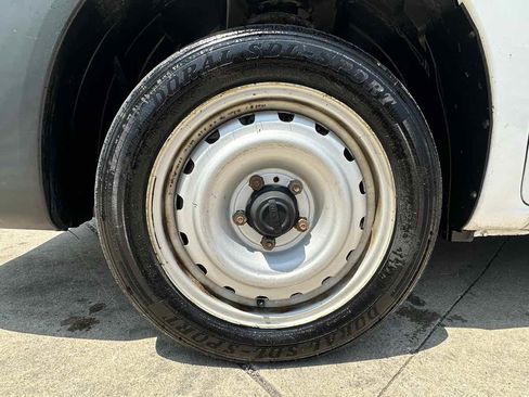 Used 2019 Nissan NV200 S image 9