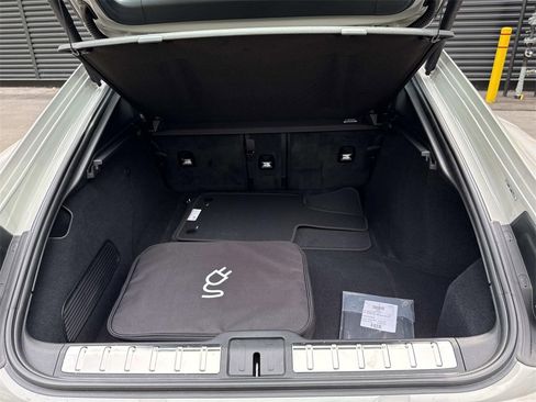 New 2025 Porsche Panamera 4 E-Hybrid image 25