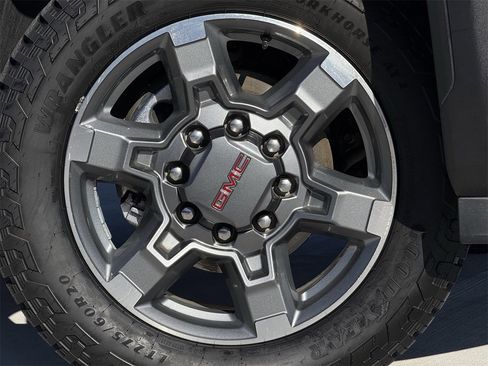 Used 2025 GMC Sierra 2500 SLT w/ Texas SLT Premium Package image 9