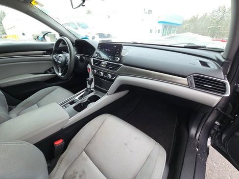Used 2019 Honda Accord LX image 22