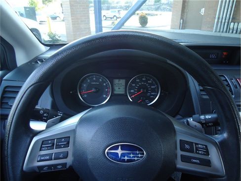 Used 2014 Subaru Crosstrek 2.0i Premium w/ Moonroof Package AWD/4WD image 26