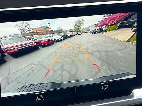 Used 2024 Chevrolet Silverado 2500 LT image 14