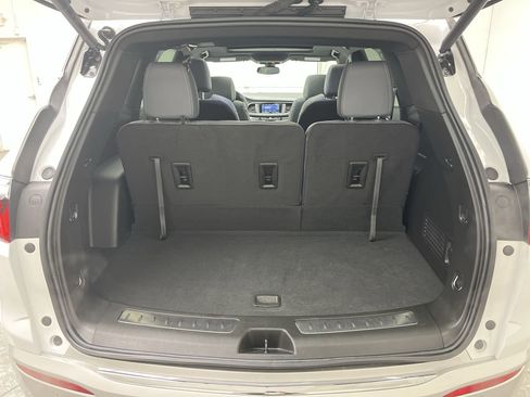 Certified 2024 Buick Enclave Essence w/ Experience Buick Package image 32