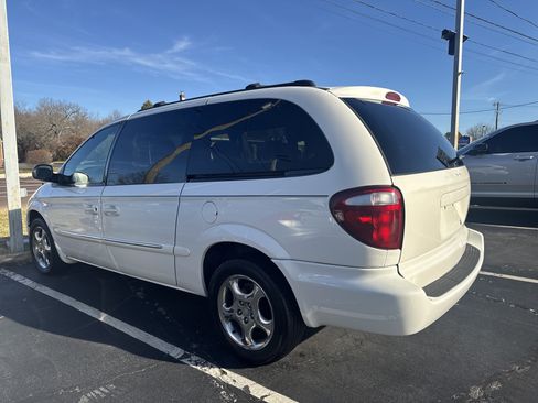 Used 2001 Dodge Grand Caravan ES image 4