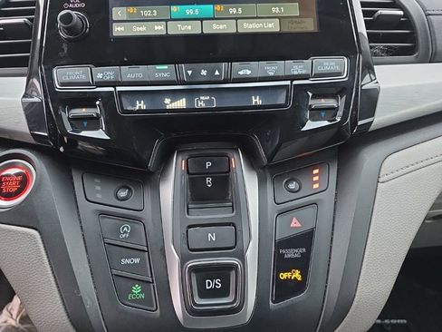 Used 2021 Honda Odyssey EX-L image 19