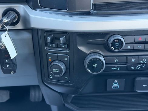 New 2026 Ford F350 XLT AWD/4WD image 22