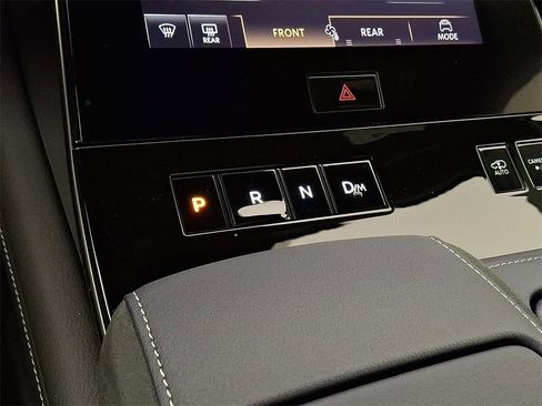 New 2026 INFINITI QX80 4WD image 13