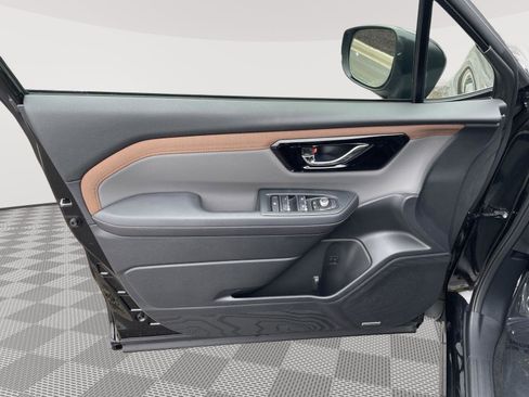 Certified 2025 Subaru Forester Sport w/ Popular Package #1 image 23