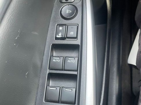 Used 2013 Honda Crosstour EX-L image 23