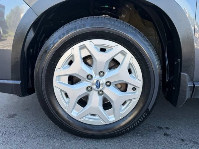 Used 2023 Subaru Forester AWD/4WD image 31