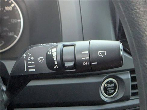 Used 2024 Nissan Pathfinder S image 29