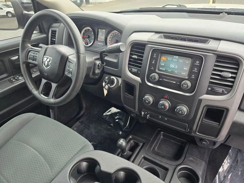 Used 2016 RAM 2500 Tradesman w/ Chrome Appearance Group AWD/4WD image 11