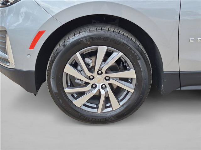 Used 2024 Chevrolet Equinox Premier AWD/4WD image 25