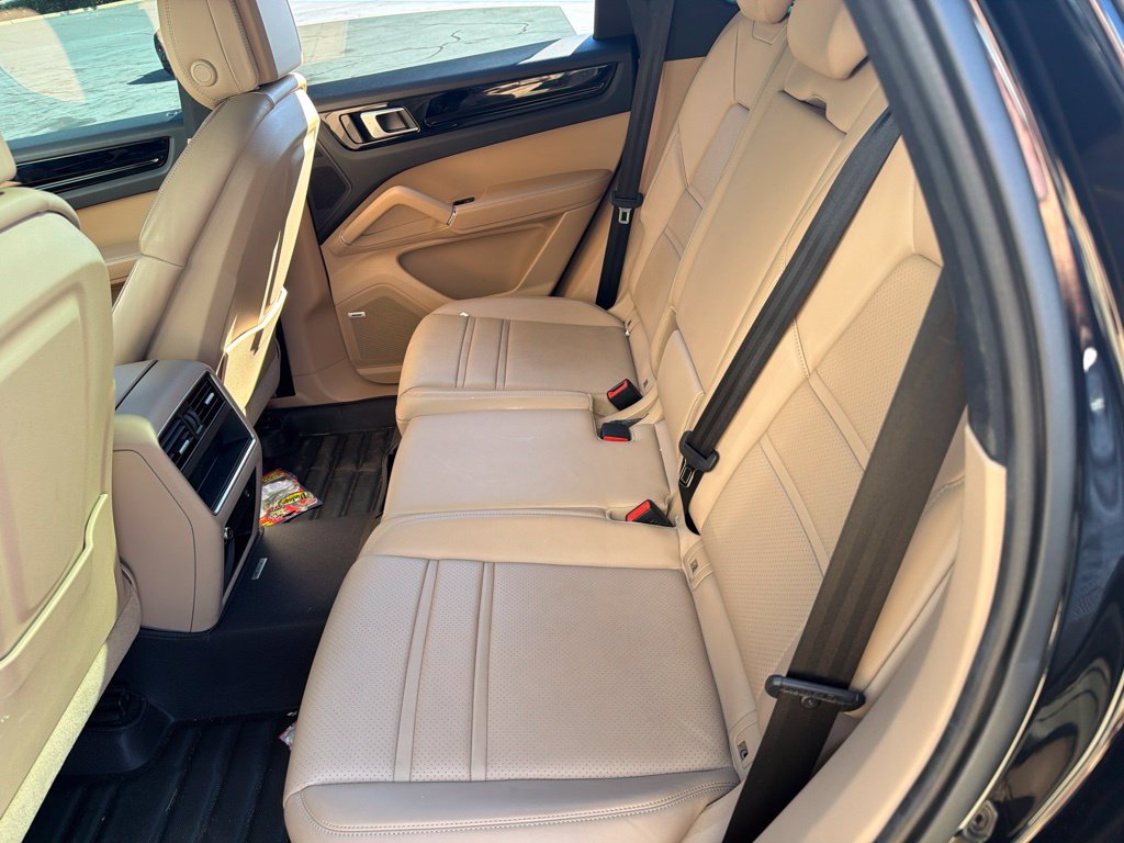 Used 2020 Porsche Cayenne E-Hybrid AWD/4WD image 11