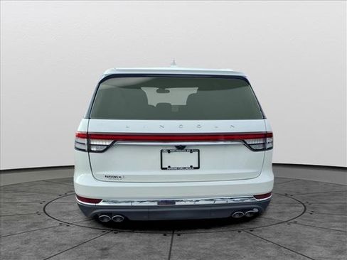 Used 2022 Lincoln Aviator Reserve w/ Equipment Group 201A image 5