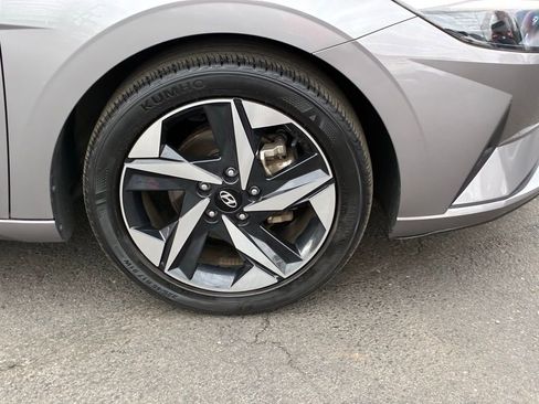 Used 2023 Hyundai Elantra SEL w/ Convenience Package image 43