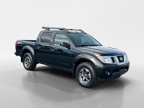 Used 2021 Nissan Frontier PRO-4X w/ Pro-4x Utility Package image 8