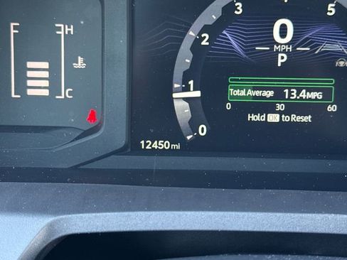 Used 2025 Toyota Tacoma SR5 AWD/4WD image 26