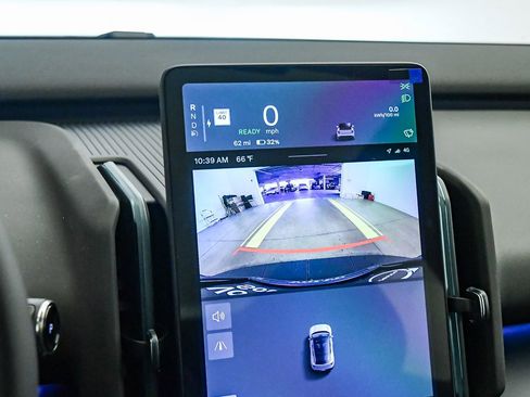 New 2026 Volvo EX30 Plus w/ Protection Package Premier image 21