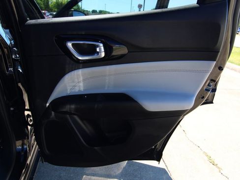 Used 2025 Jeep Compass Limited AWD/4WD image 43