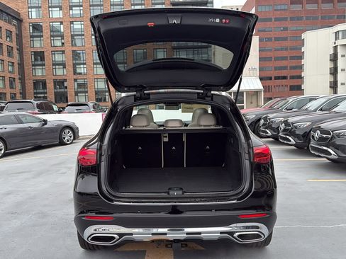 New 2025 Mercedes-Benz GLC 300 4MATIC image 7