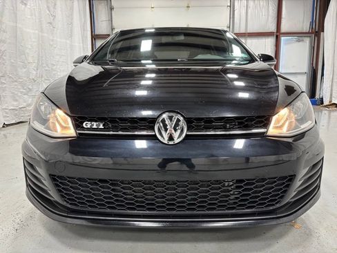 Used 2017 Volkswagen GTI S FWD image 2