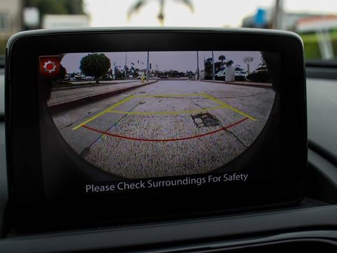 Used 2019 MAZDA MX-5 Miata RF Grand Touring image 26