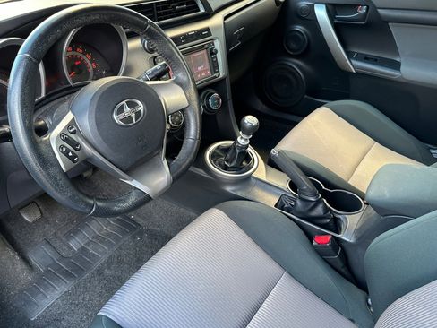 Used 2015 Scion tC image 10
