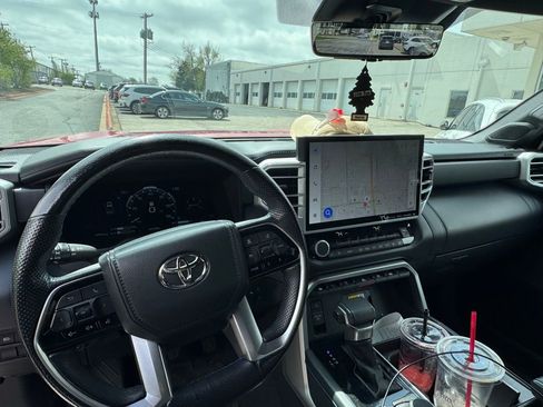 Used 2022 Toyota Tundra Platinum w/ Advanced Package image 10