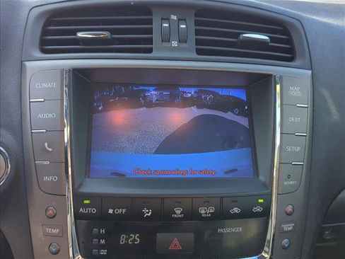 Used 2013 Lexus IS 250C RWD image 18