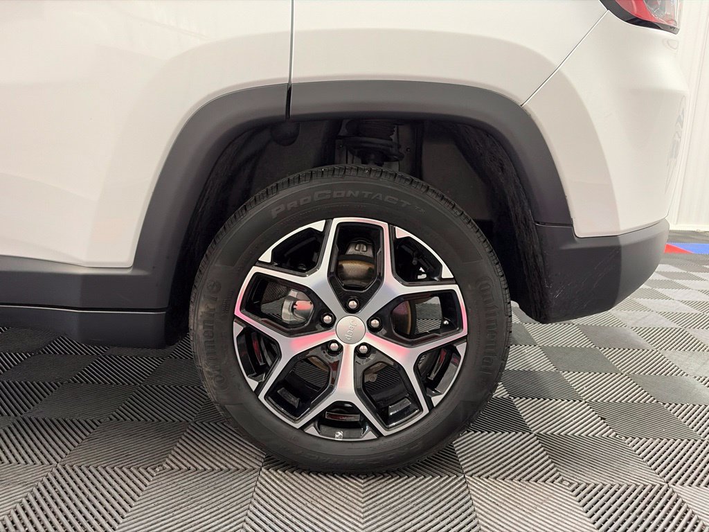 Used 2024 Jeep Compass Limited AWD/4WD image 25