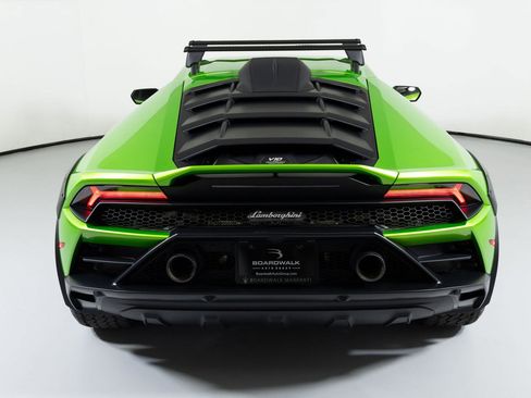 Used 2024 Lamborghini Huracan Sterrato image 10