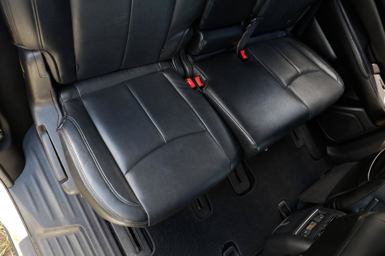 Used 2014 Nissan Pathfinder S FWD image 11
