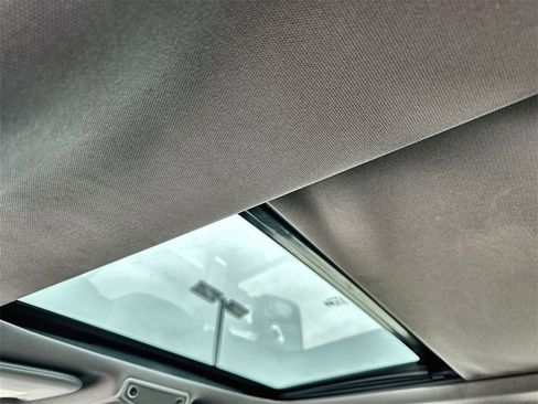 Used 2017 Ford F250 Lariat w/ Lariat Ultimate Package image 19