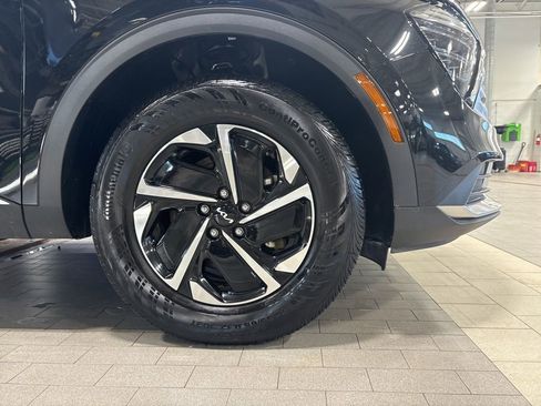 Certified 2024 Kia Sportage LX image 25